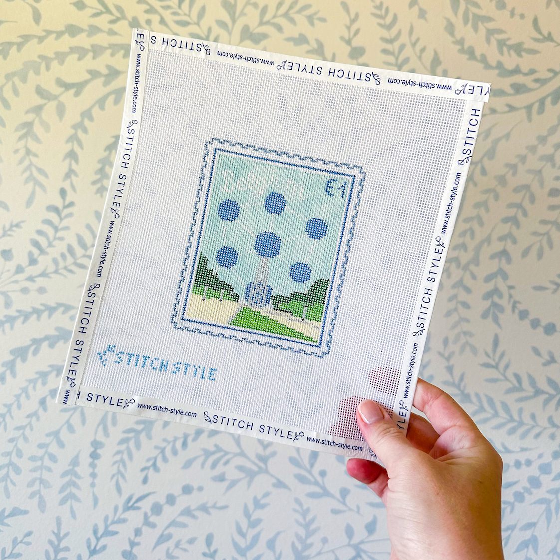 Brussels Atomium Stamp 18 Mesh Needlepoint Canvas