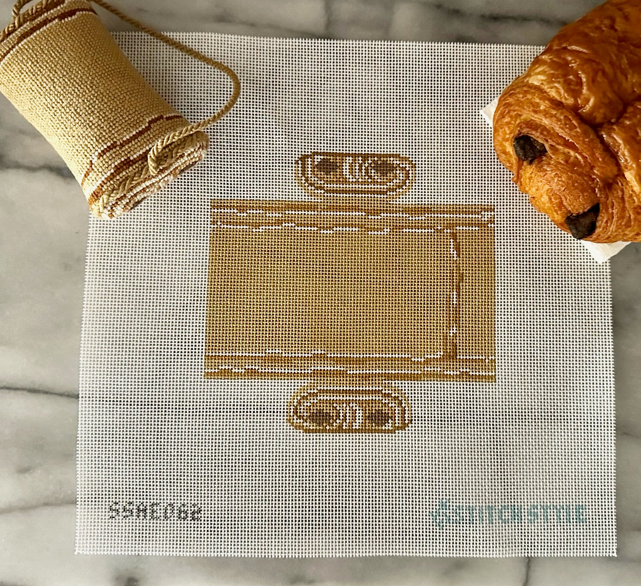 3D Pain au Chocolat 18 Mesh Needlepoint Canvas