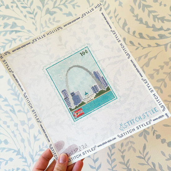 St Louis 18 Mesh Travel Stamp Needlepoint Canvas